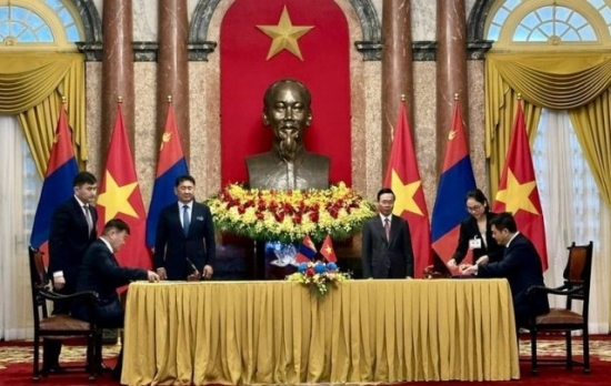 Việt Nam - Mông Cổ ký kết Bản ghi nhớ về thương mại gạo bền vững
