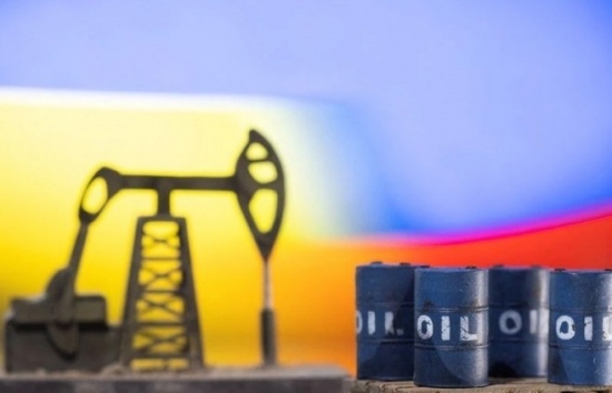 Lo nguồn cung gián đoạn, giá dầu thu hẹp đà giảm