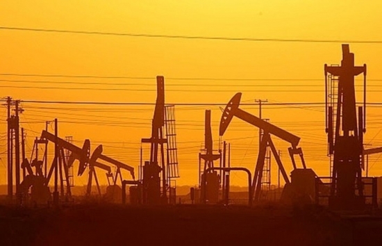 IEA ra báo cáo thị trường, giá dầu sắp tới ra sao?