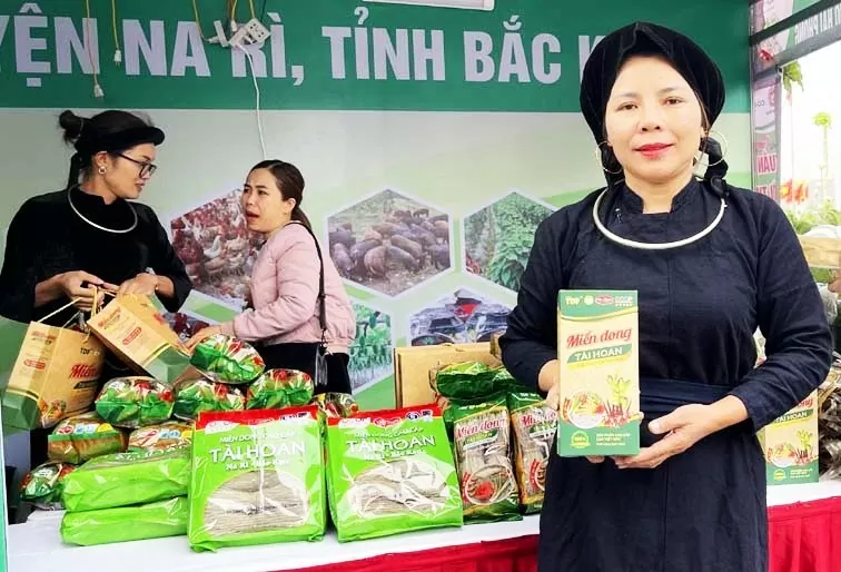 Đẩy mạnh liên kết sản xuất, tiêu thụ sản phẩm miền núi