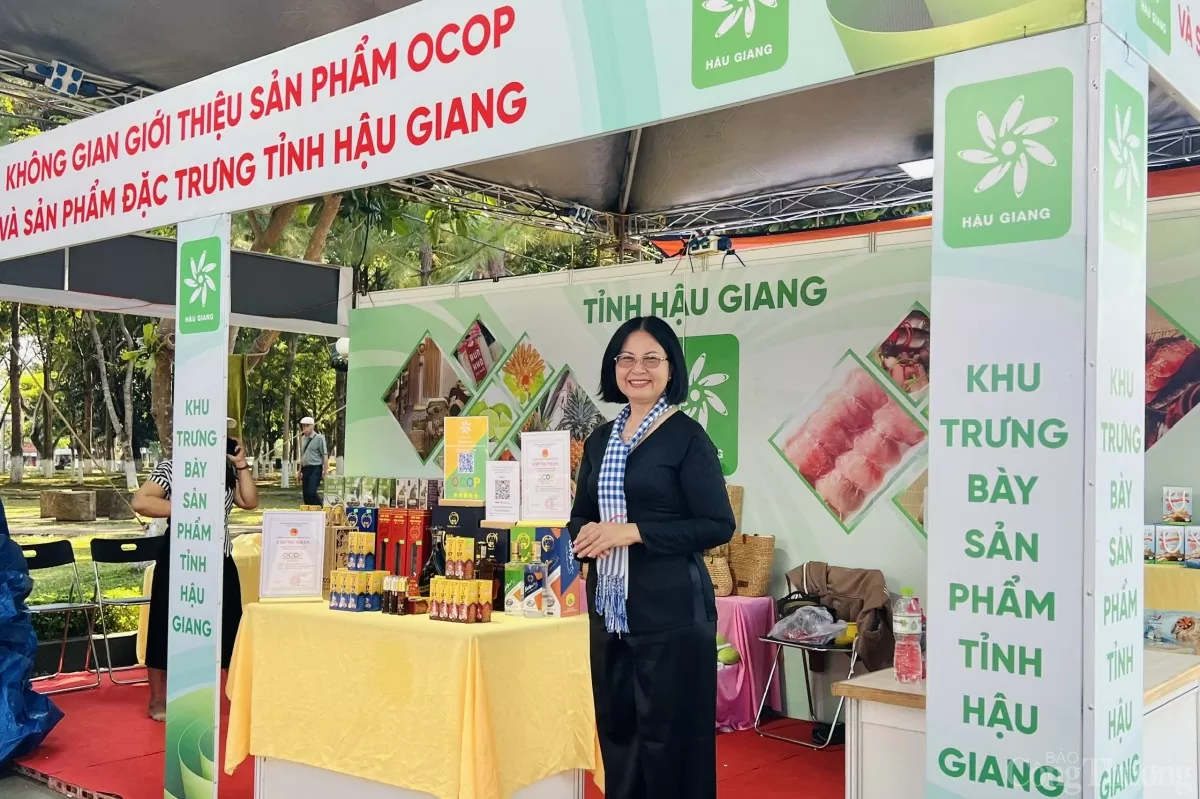 200 gian hàng tại Hội chợ triển lãm thương mại Gia Lai 200 gian hàng tại Hội chợ triển lãm thương mại Gia Lai