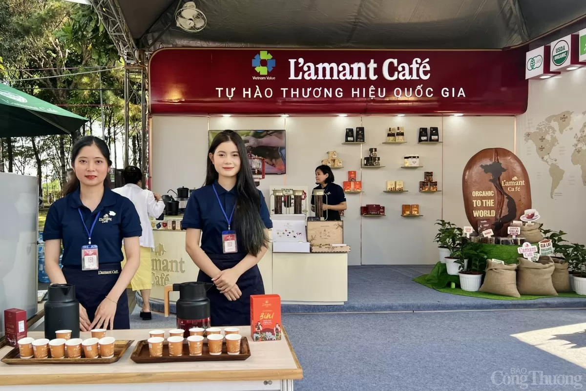 200 gian hàng tại Hội chợ triển lãm thương mại Gia Lai 200 gian hàng tại Hội chợ triển lãm thương mại Gia Lai